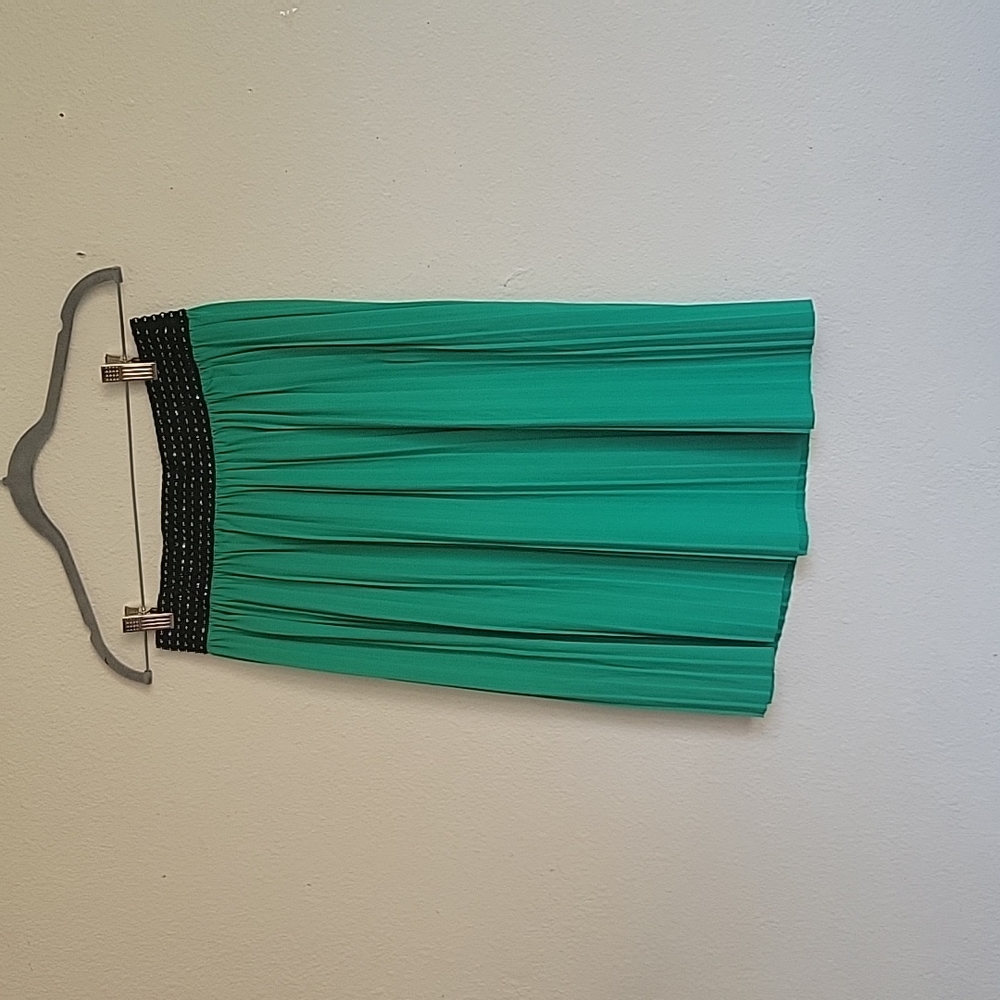Jon & anna midi pleated skirt size large color green